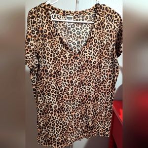 Victoria Secret Leopard T-shirt Large